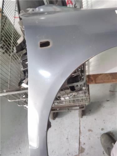 aleta delantera derecha toyota avensis 2003 s