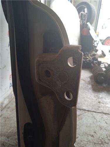 bisagra superior puerta trasera izquierda lan