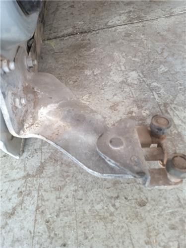 bisagra inferior puerta trasera derecha hyund