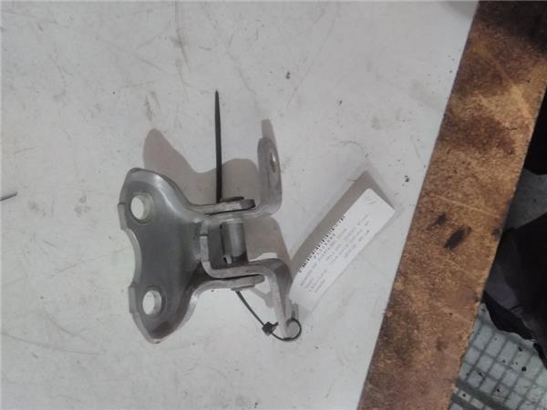 bisagra inferior puerta delantera derecha toy