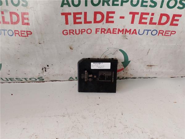 caja fusiblesrele renault megane iv sport tou