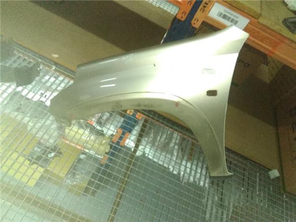 aleta delantera izquierda toyota rav 4 2000 a