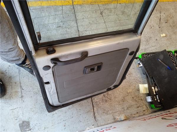 guarnecido porton trasero toyota land cruiser