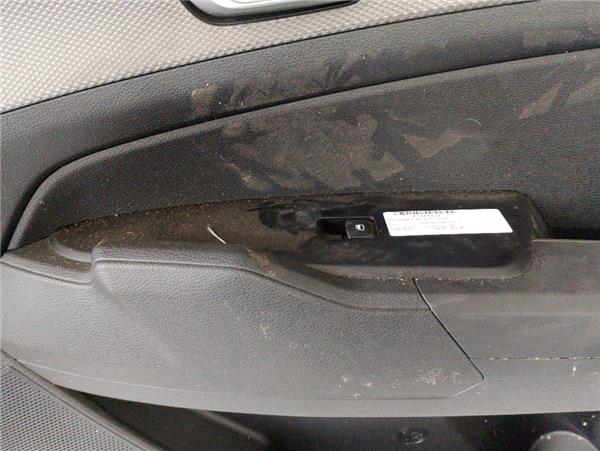 botonera puerta delantera derecha kia sportag