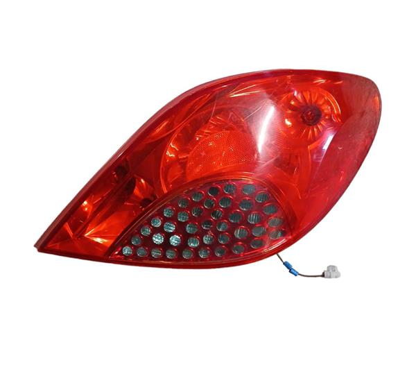 piloto trasero derecho peugeot 207 2006 14 c