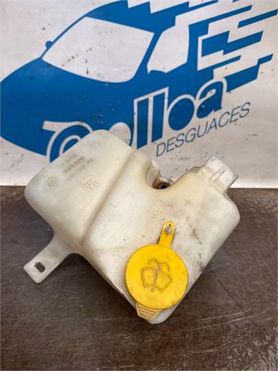 deposito limpiaparabrisas opel corsa 1993