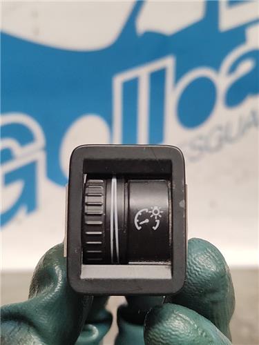 varios volkswagen passat berlina 3c2 2005 19