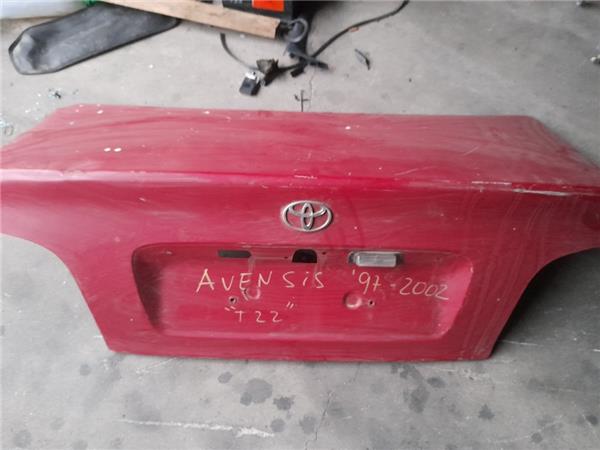 porton trasero toyota avensis berlina t22 199