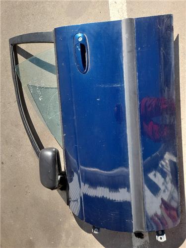 puerta delantera izquierda toyota avensis ber