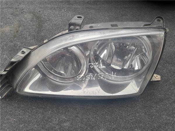 faro delantero izquierdo toyota avensis berli