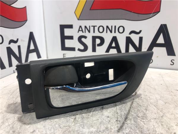 manilla interior puerta delantera izquierda t