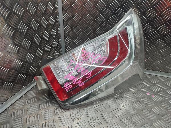 piloto trasero derecho toyota prius zvw30 200