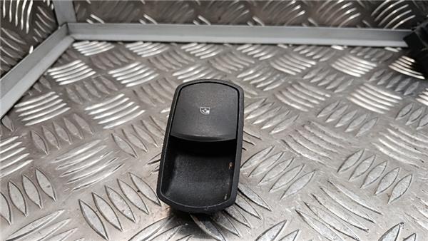 botonera puerta delantera izquierda opel corsa d (2006 >) 1.2