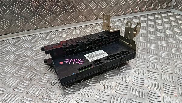 caja fusiblesrele mercedes benz clase c bm 20