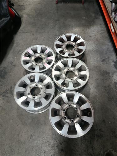 juego llantas mitsubishi montero v20v40 1992