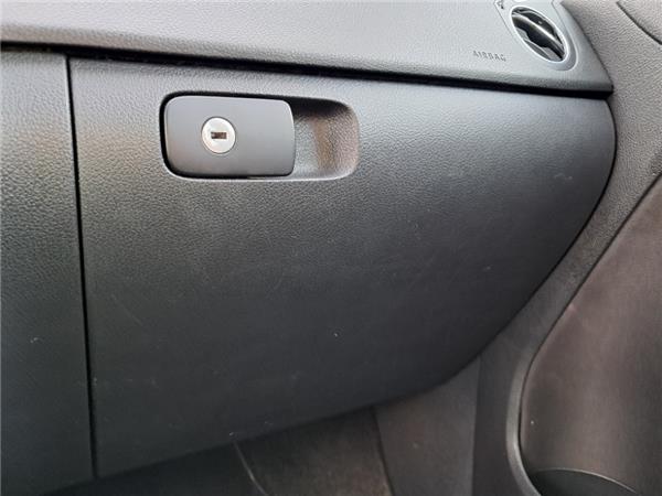 guantera salpicadero volkswagen golf plus vi