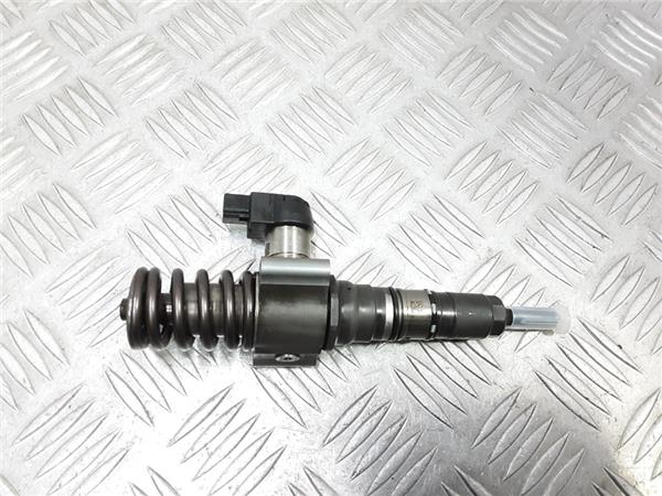 inyector volkswagen passat berlina 3c2 2005