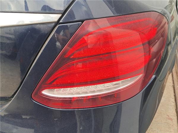 piloto trasero derecho mercedes benz clase e