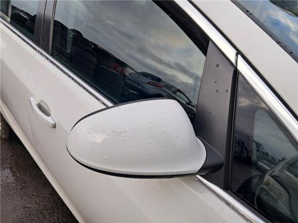 retrovisor electrico derecho opel astra j sed