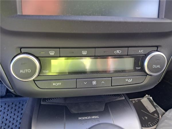 mandos climatizador toyota avensis t27 2008