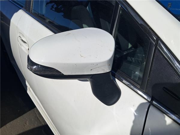 retrovisor electrico derecho toyota avensis t