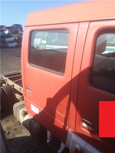 puertas de carroceria nissan cabstar 012004