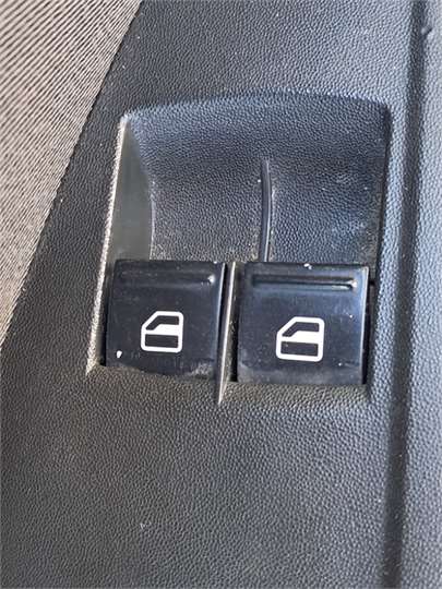botonera puerta delantera izquierda seat alte