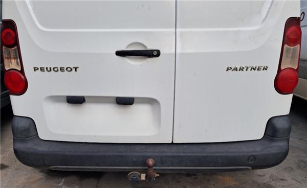 paragolpes trasero peugeot partner furgon 052