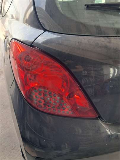 piloto trasero izquierdo peugeot 207 2006  14