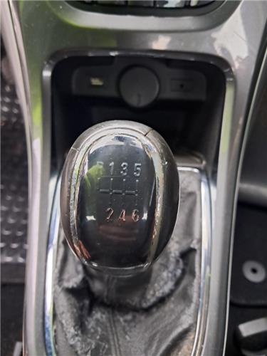 palanca de cambio opel astra j sedan 062012