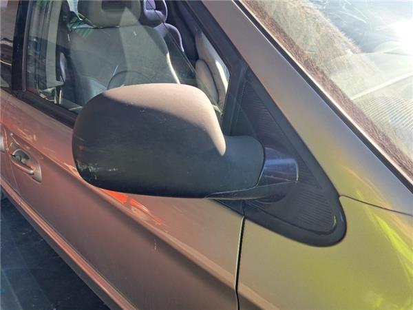 retrovisor electrico derecho chrysler voyager