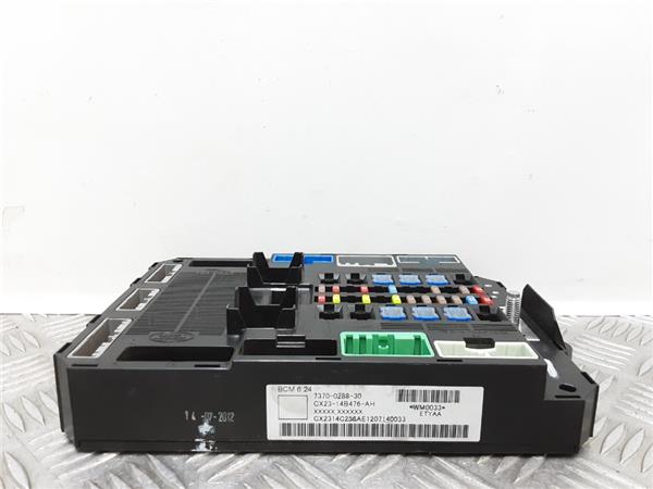 caja fusiblesrele jaguar xf 2008  27 v6 diese