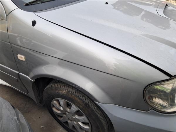 aleta delantera derecha kia carnival ii fl 20