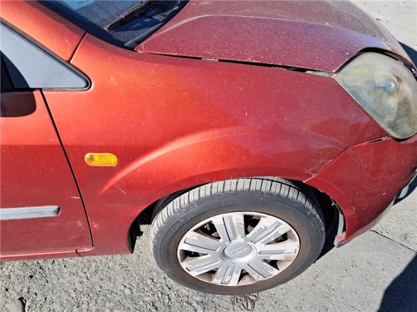 aleta delantera derecha ford fiesta cbk 2002