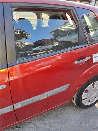 puerta trasera izquierda ford fiesta cbk 2002