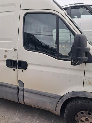 puerta delantera derecha iveco daily furgon 2