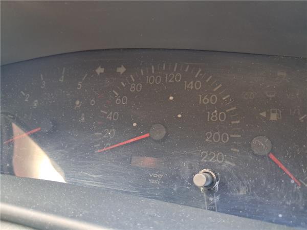 cuadro instrumentos toyota corolla e12 2002