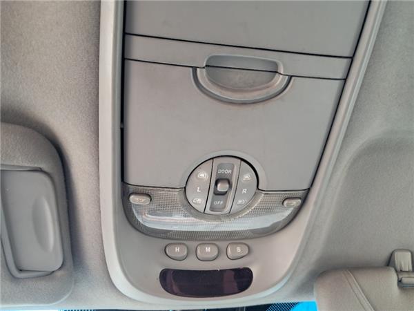 luz interior techo kia carnival ii fl 2001 2