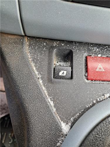 botonera puerta delantera izquierda citroen b