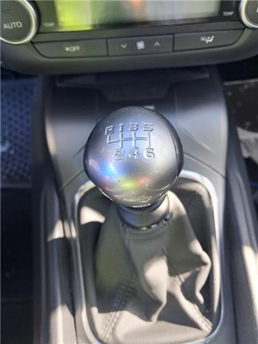 palanca de cambio toyota avensis t27 2008 18