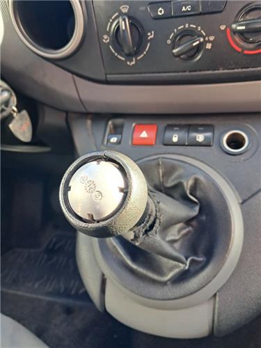 palanca de cambio peugeot partner furgon 0520