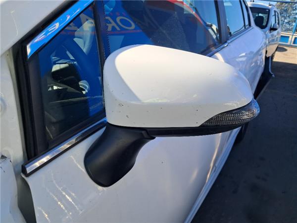 retrovisor electrico izquierdo toyota avensis