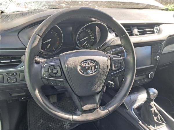volante toyota avensis t27 2008 18 advance 1