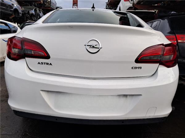 paragolpes trasero opel astra j sedan 062012