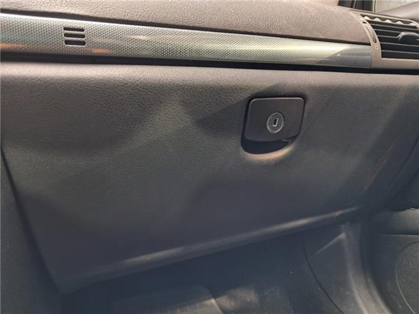 guantera salpicadero peugeot 407 sw (05.2004 >) 2.0 st confort pack [2,0 ltr.   100 kw 16v hdi fap]