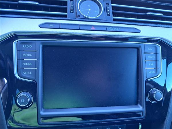 navegador volkswagen passat berlina 3g2 07201