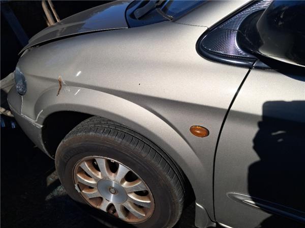 aleta delantera izquierda chrysler voyager (rg)(2001 >) 2.5 crd lx [2,5 ltr.   105 kw crd cat]