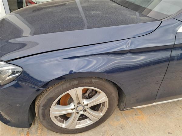 aleta delantera izquierda mercedes benz clase