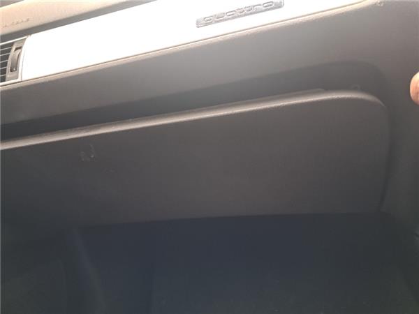 guantera salpicadero audi a6 berlina 4f2 2004