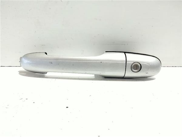 maneta exterior delantera derecha mercedes be